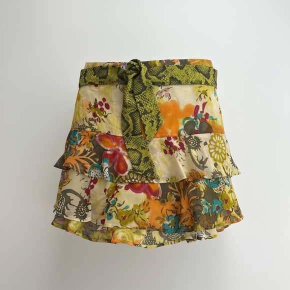 ETRO Milano 100% Silk Tiered Mini Skirt Floral Print Made in Italy IT 42 Luxury - Picture 2 of 8